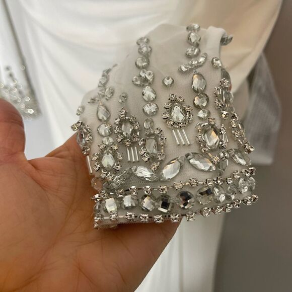 MAC DUGGAL BEADED CUFF DROP SHOULDER FAUX WRAP GOWN WHITE NWT (needs cleaning) - Picture 6 of 11